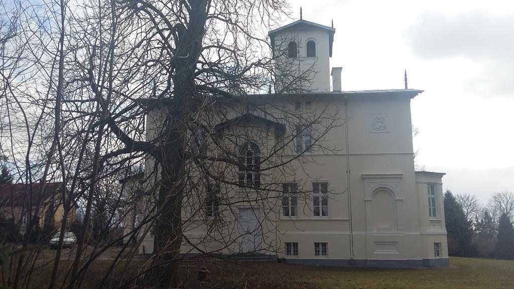 Agroturystyka "Palac W Janowie" Exterior photo