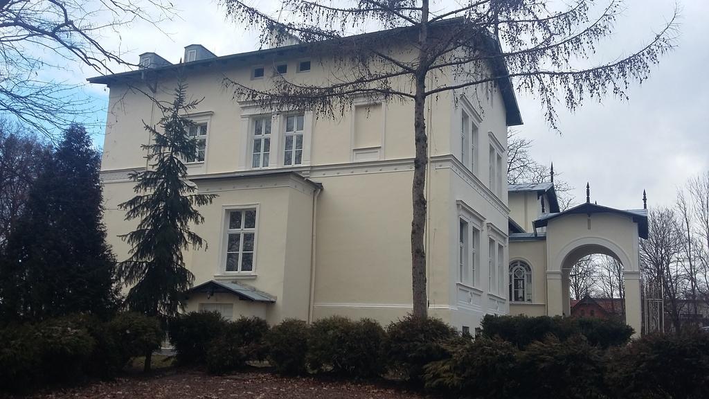 Agroturystyka "Palac W Janowie" Exterior photo
